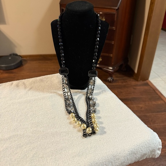 Avon “glam star” Multi-Strand Statement Necklace. NIB vintage - Picture 2 of 7